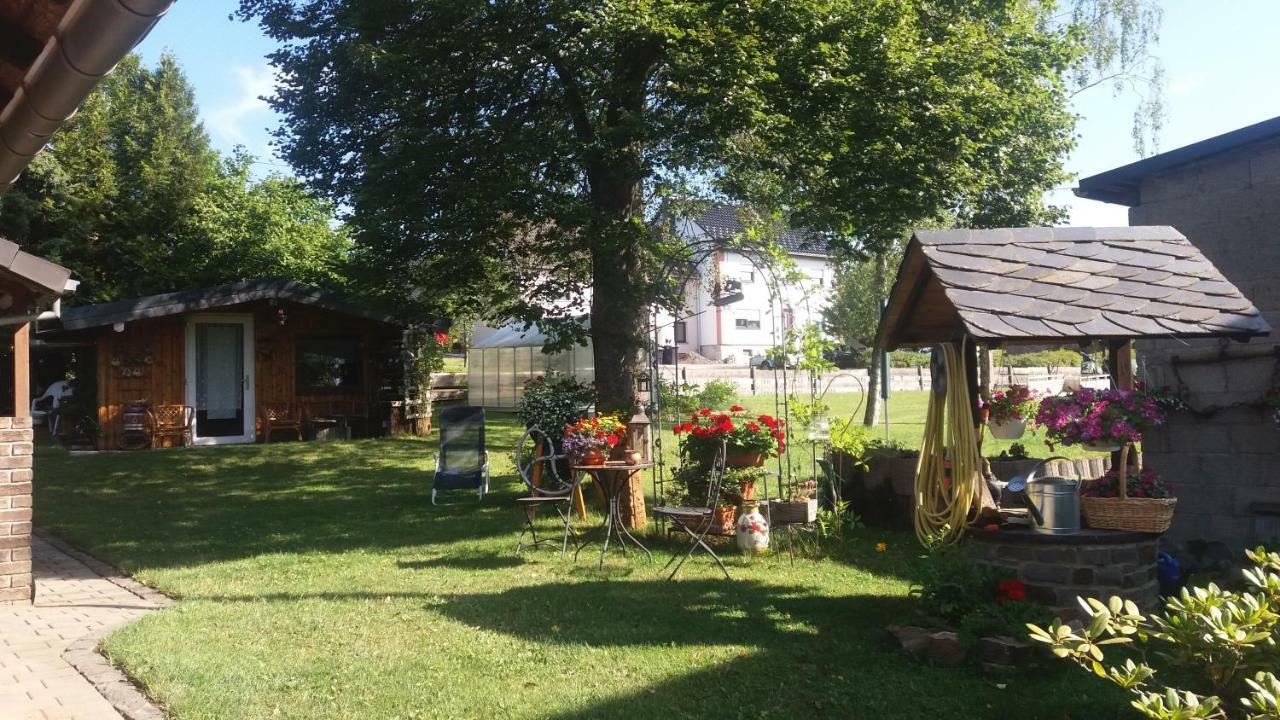 Ferienwohnung Virginija Ditscheid Dış mekan fotoğraf