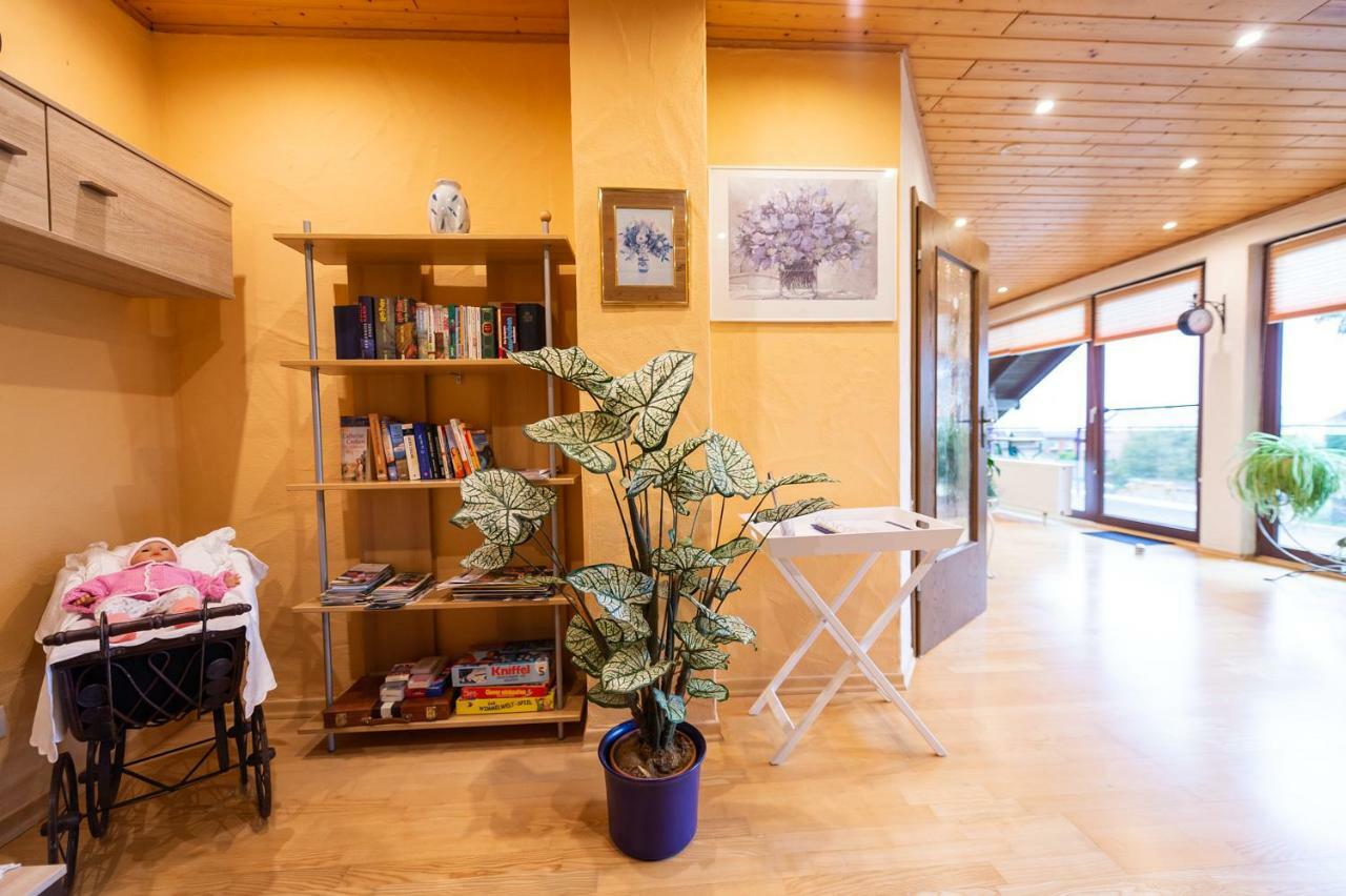 Ferienwohnung Virginija Ditscheid Dış mekan fotoğraf
